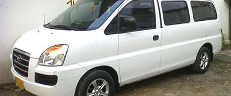 Servicio especializado de transporte en vans - Vans. Fuente: www.alquilerdevans.com